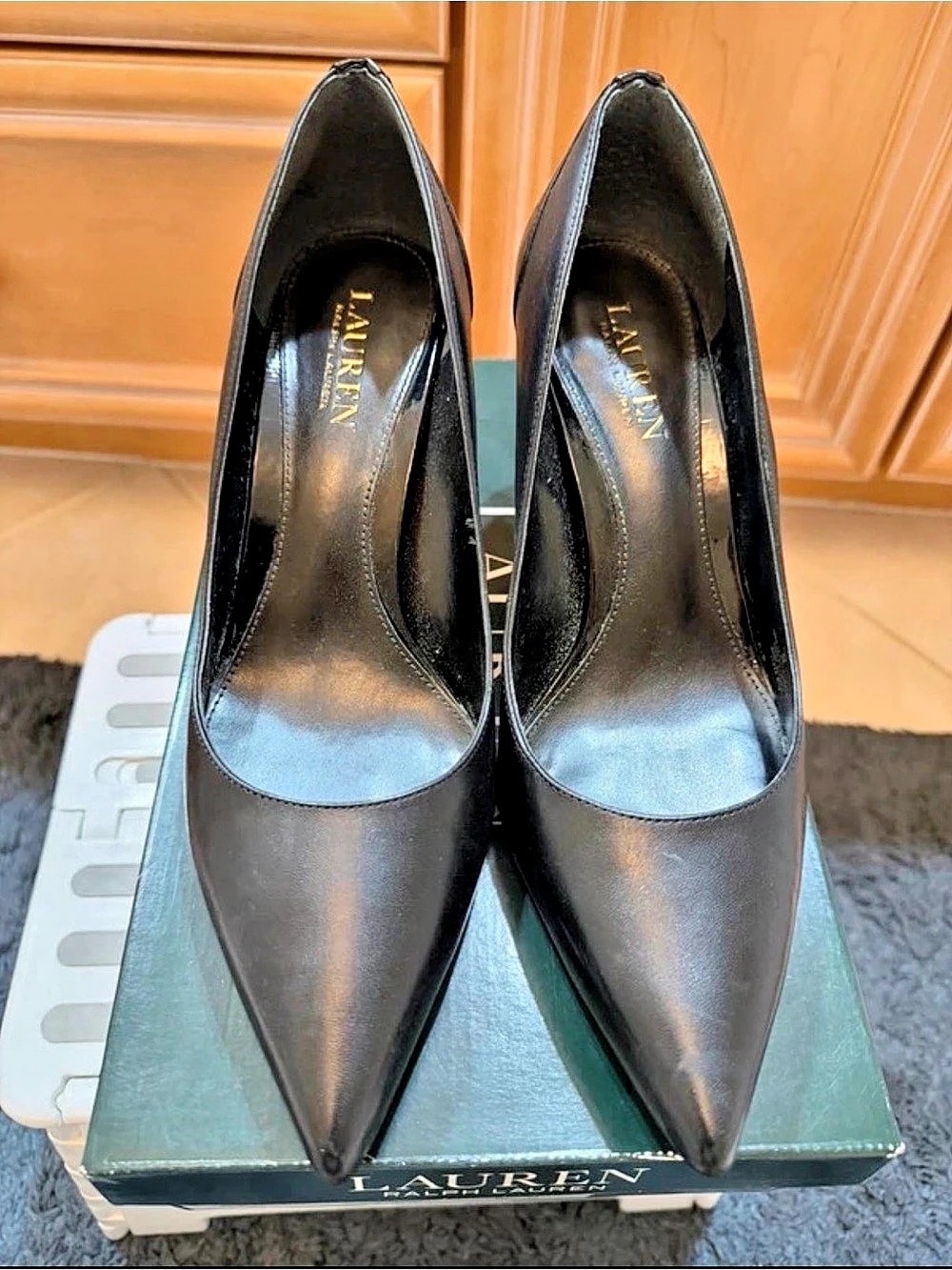 Lauren Ralph Lauren Livi Pointed-Toe Pump Pumps Black US 9 B
